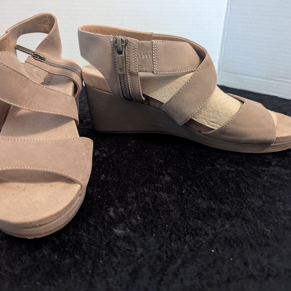 Lucky Brand Kakina Tan Women's Sandals